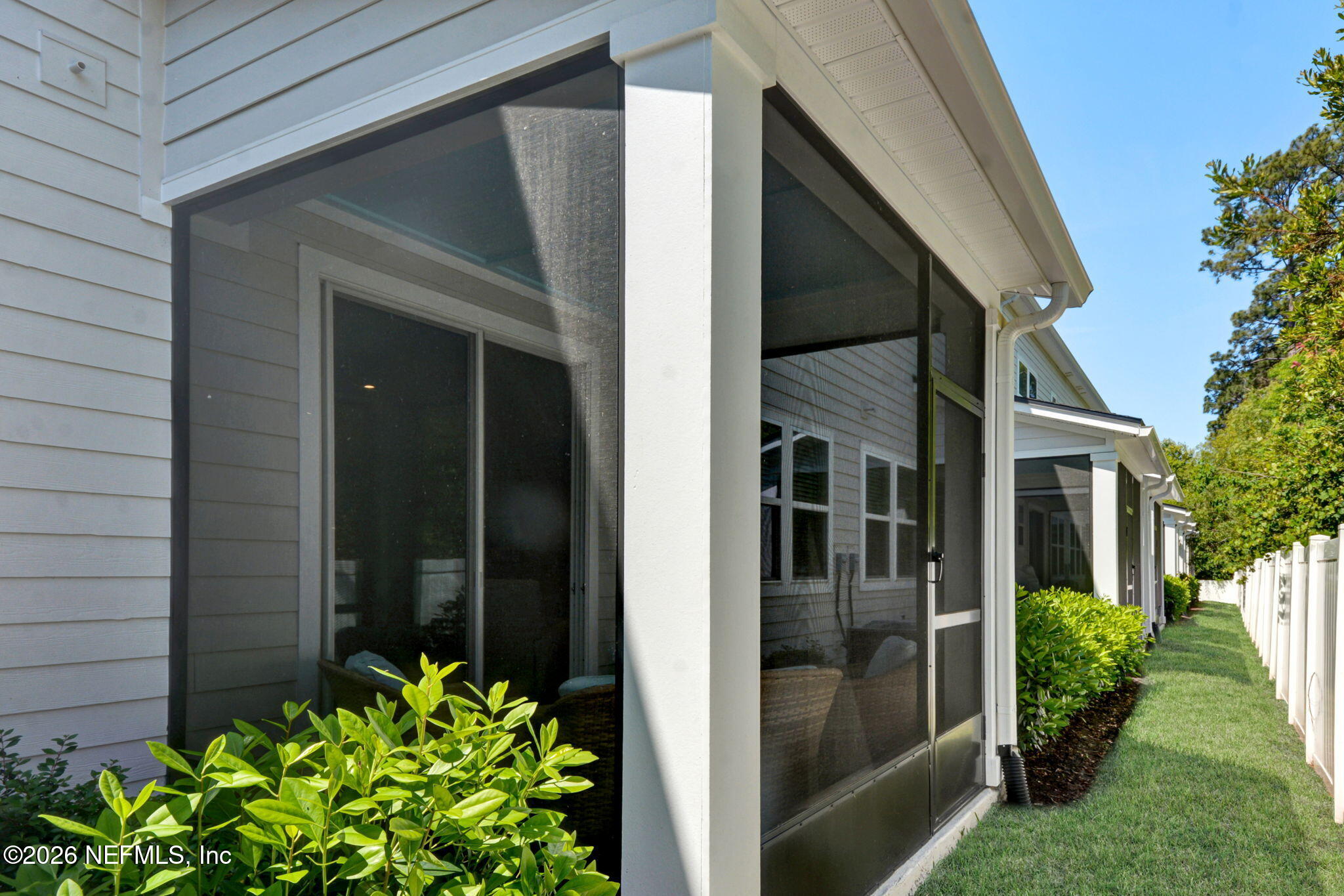 14113 Backbarrier Road Jacksonville, FL 32224 - Photo 13 of 28 28-web-or-mls-JVT_6304