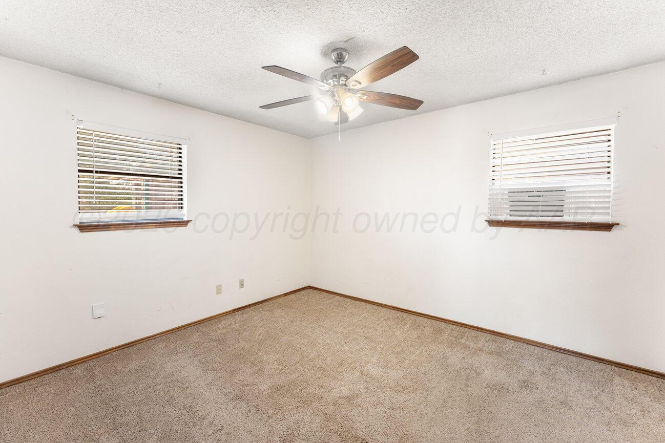 60 Hunsley Road Canyon, TX 79015 - Photo 13 of 31 Primary Bedroom