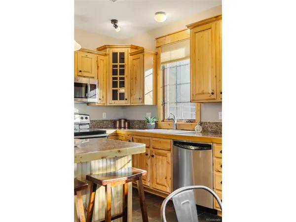 $630,000 | 31276 Stone Canyon Road, Unit 201, Evergreen, CO 80439