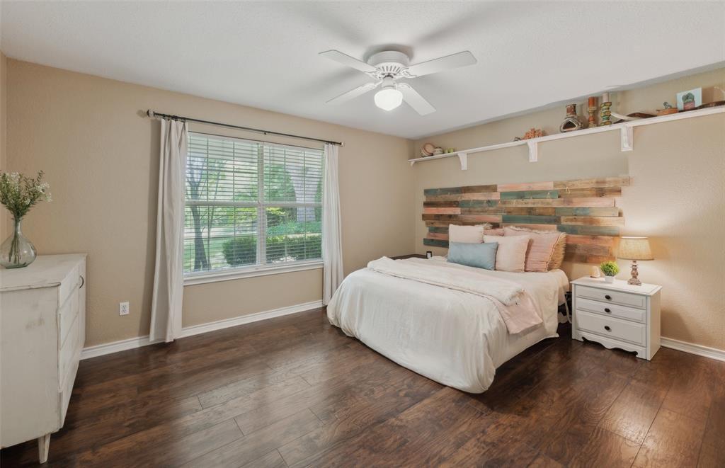 1000 Ballard Road Van Alstyne, TX 75495 - Photo 28 of 40 a bedroom with a bed and a window