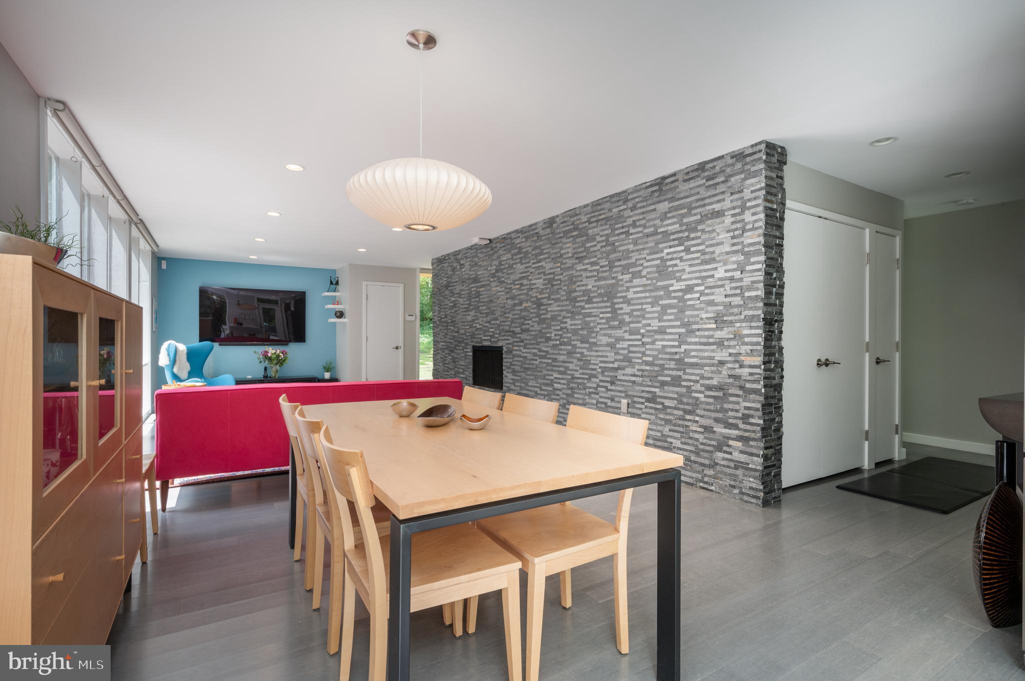 7213 Beechwood Road Alexandria, VA 22307 - Photo 14 of 48 Dining room with Nelson bubble pendant
