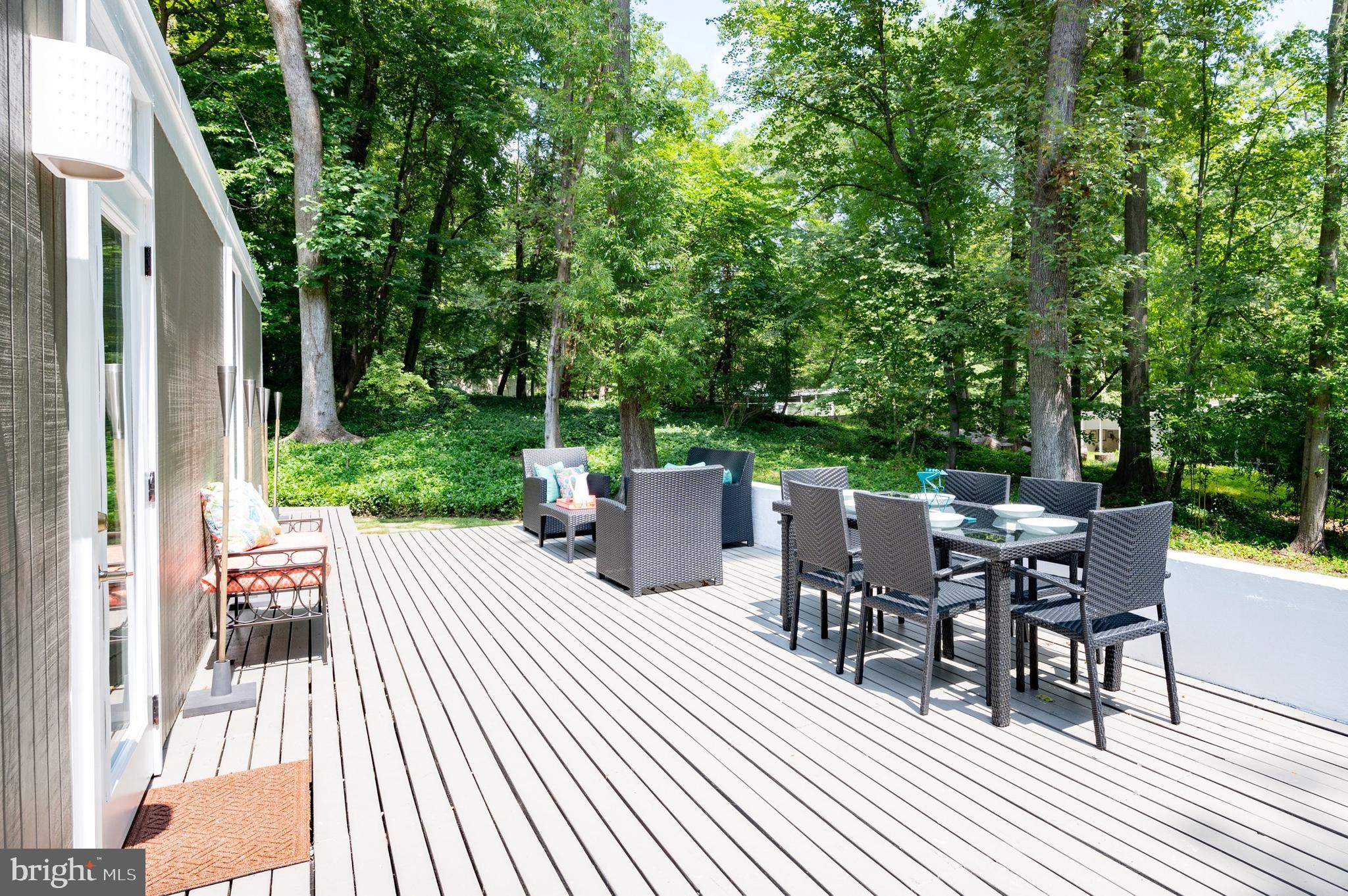 7213 Beechwood Road Alexandria, VA 22307 - Photo 35 of 48 Great for dining and entertaining