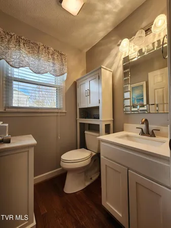 $359,000 | 15512 Woodstone Circle, Bristol, VA 24202