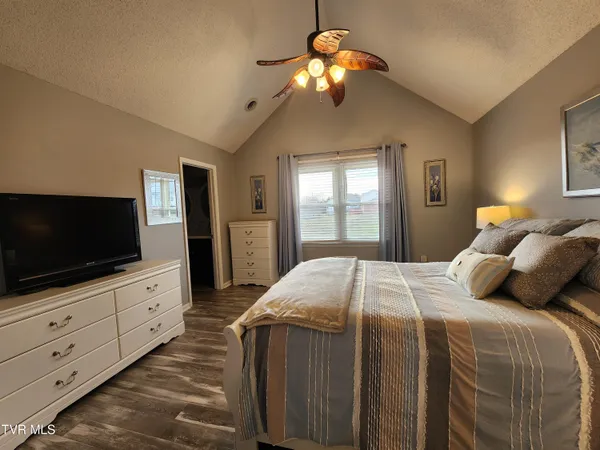 $359,000 | 15512 Woodstone Circle, Bristol, VA 24202
