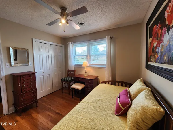 $359,000 | 15512 Woodstone Circle, Bristol, VA 24202