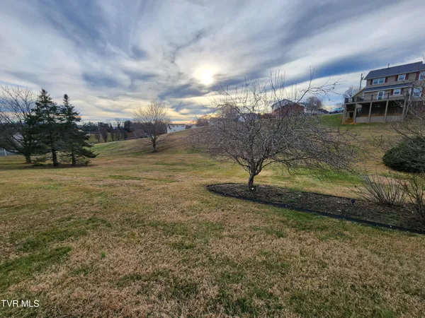$359,000 | 15512 Woodstone Circle, Bristol, VA 24202