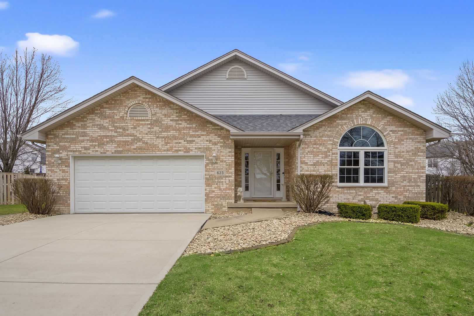 623 Coneflower Ct, Romeoville, IL 60446 | Compass