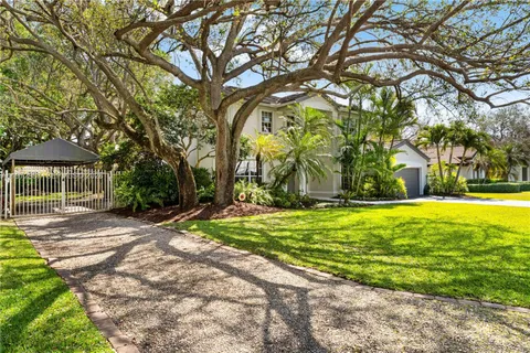 $1,890,000 | 16085 Southwest 84th Place, Palmetto Bay, FL 33157