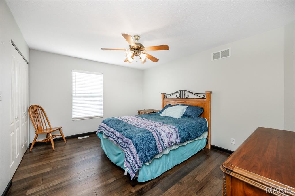 310 Coventry Way Highland, IL 62249 - Photo 15 of 29