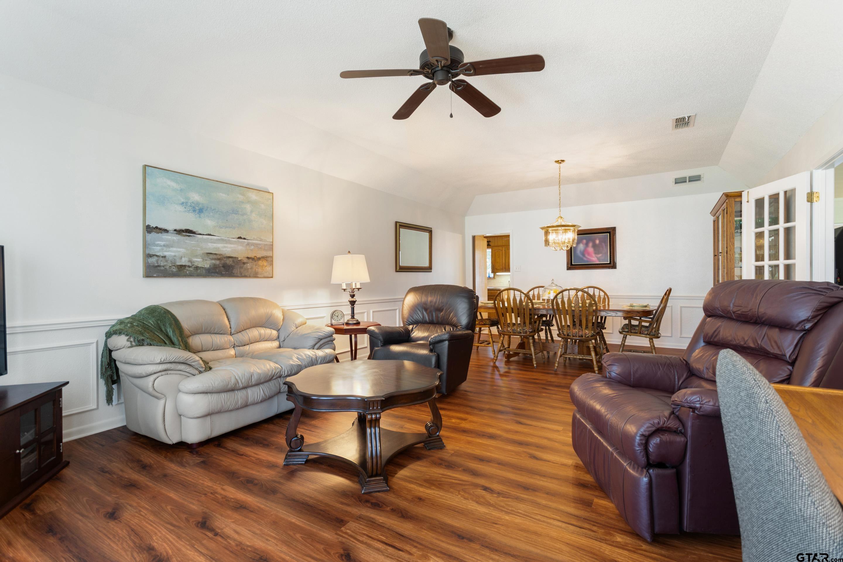 507 Ridgeway Drive Chandler, TX 75758 - Photo 15 of 37