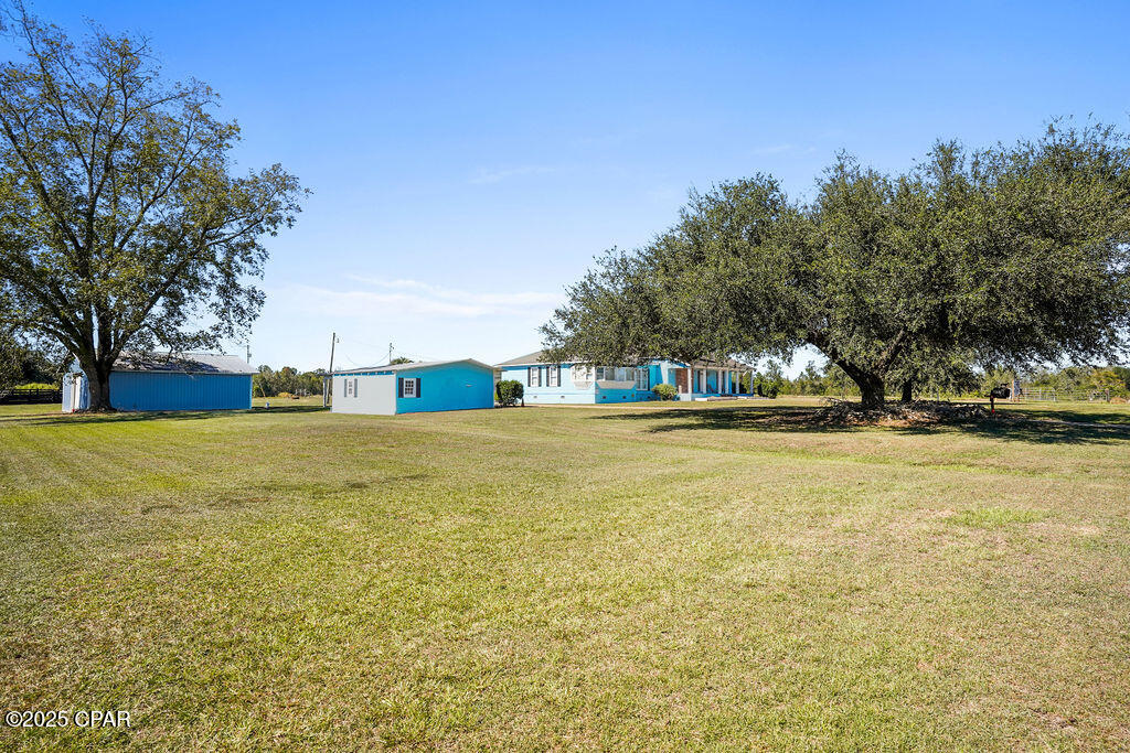 5171 Galloway Road Graceville, FL 32440 - Photo 11 of 81