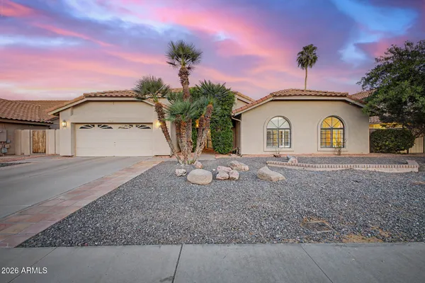 $710,000 | 9623 South Maple Avenue, Tempe, AZ 85284
