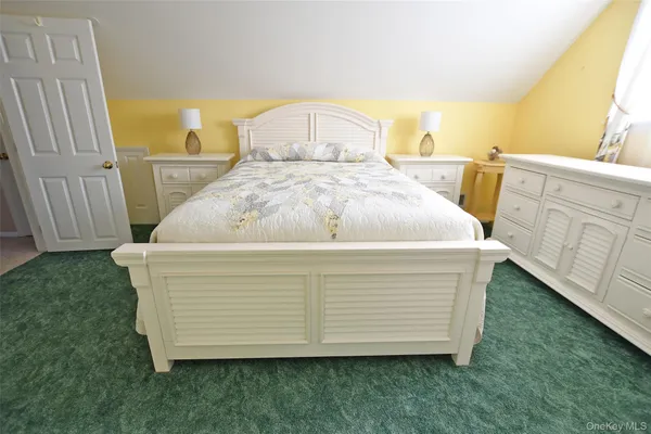 $559,000 | 359 Randall Road, Ridge, NY 11961