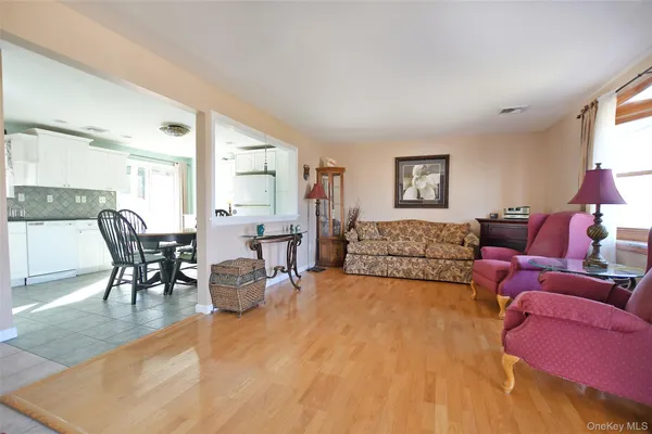 $559,000 | 359 Randall Road, Ridge, NY 11961