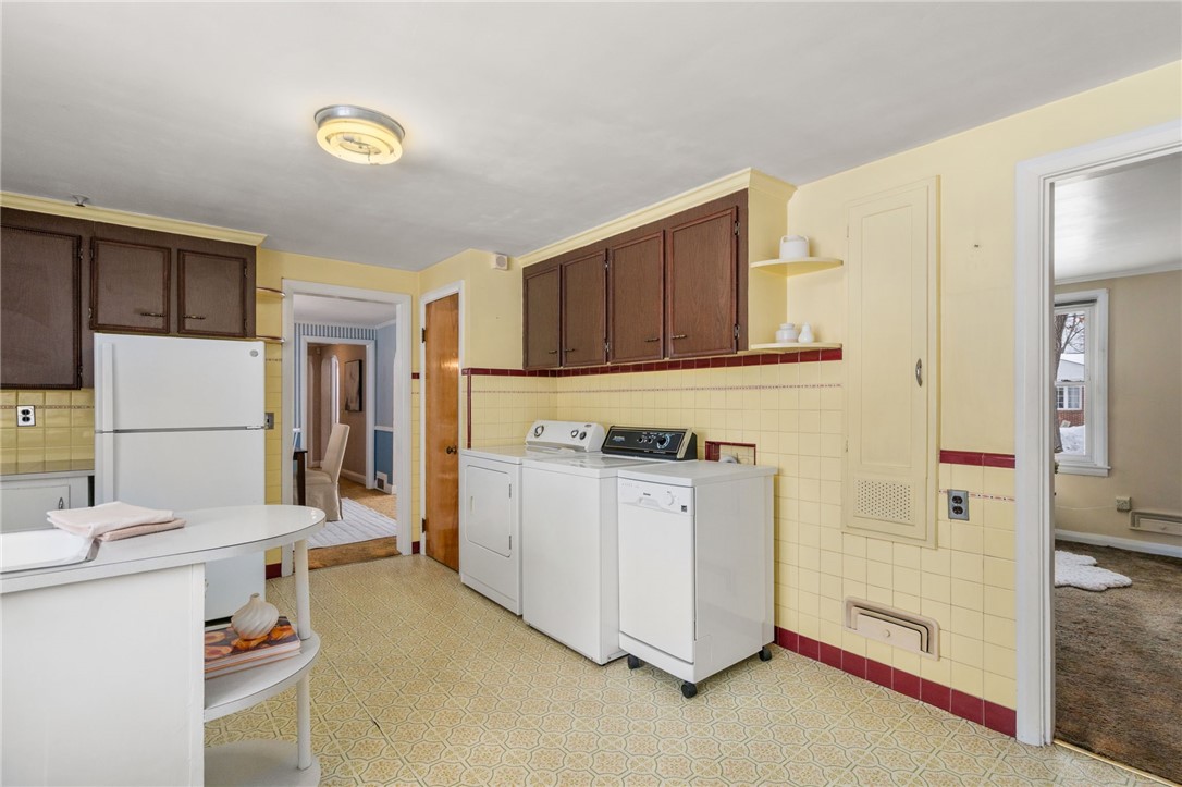 80 George Street Warwick, RI 02888 - Photo 9 of 40