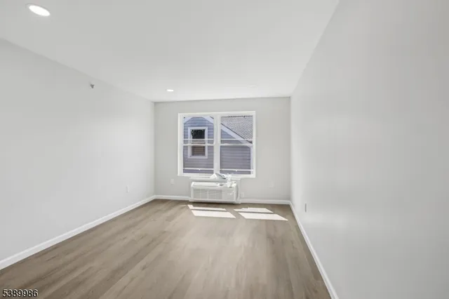 $2,400 | 200 Summer Street, Unit 2, Paterson, NJ 07501