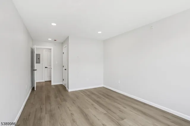 $2,400 | 200 Summer Street, Unit 2, Paterson, NJ 07501