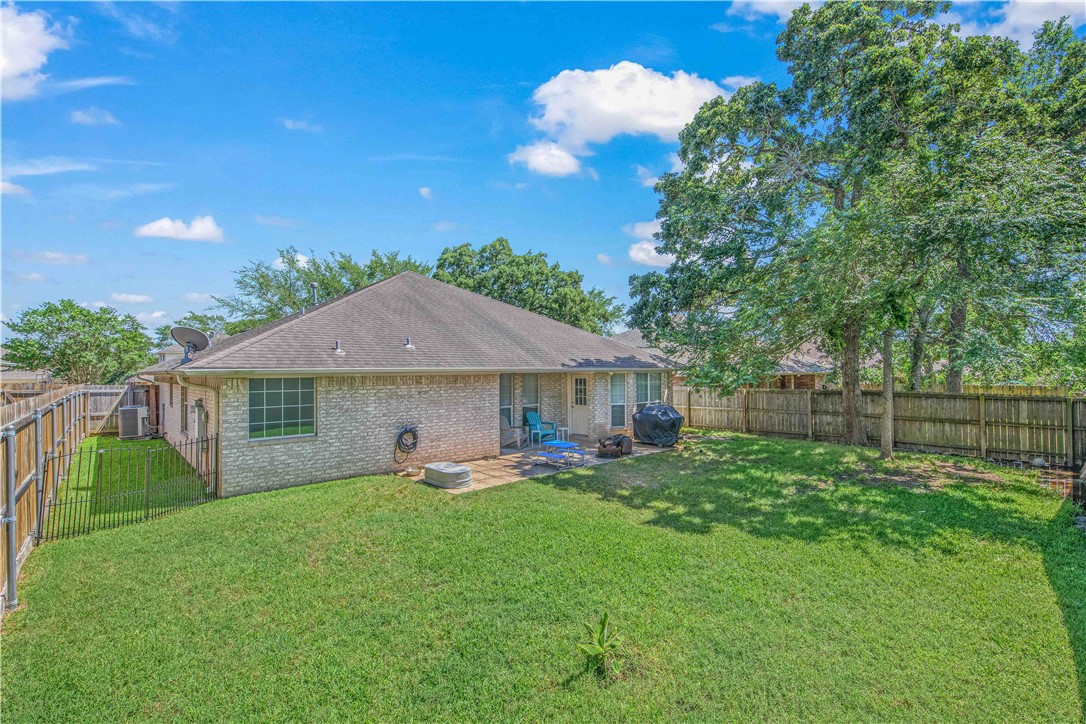 1453 Fincastle Loop College Station, TX 77845 - Photo 20 of 21