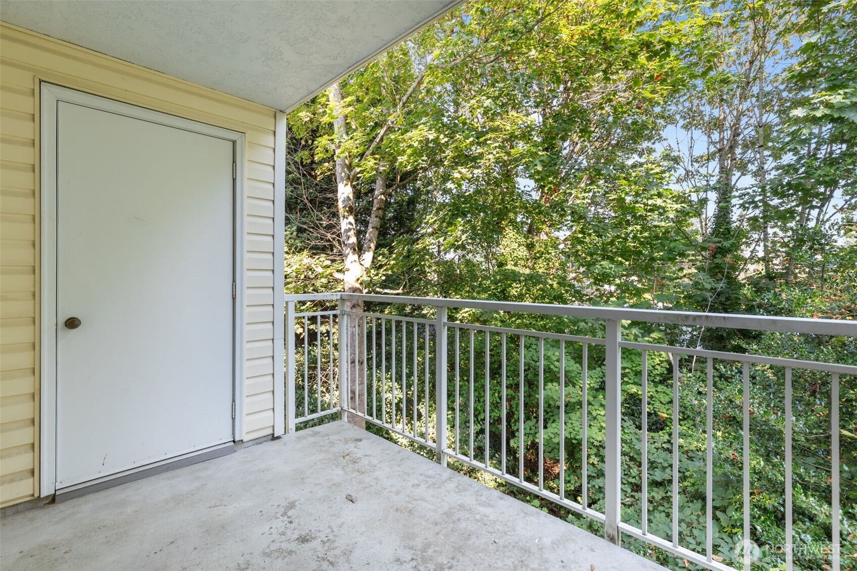 11002 Southeast Petrovitsky Road, Unit F302 Renton, WA 98055 - Photo 13 of 28 Gallery Image 13