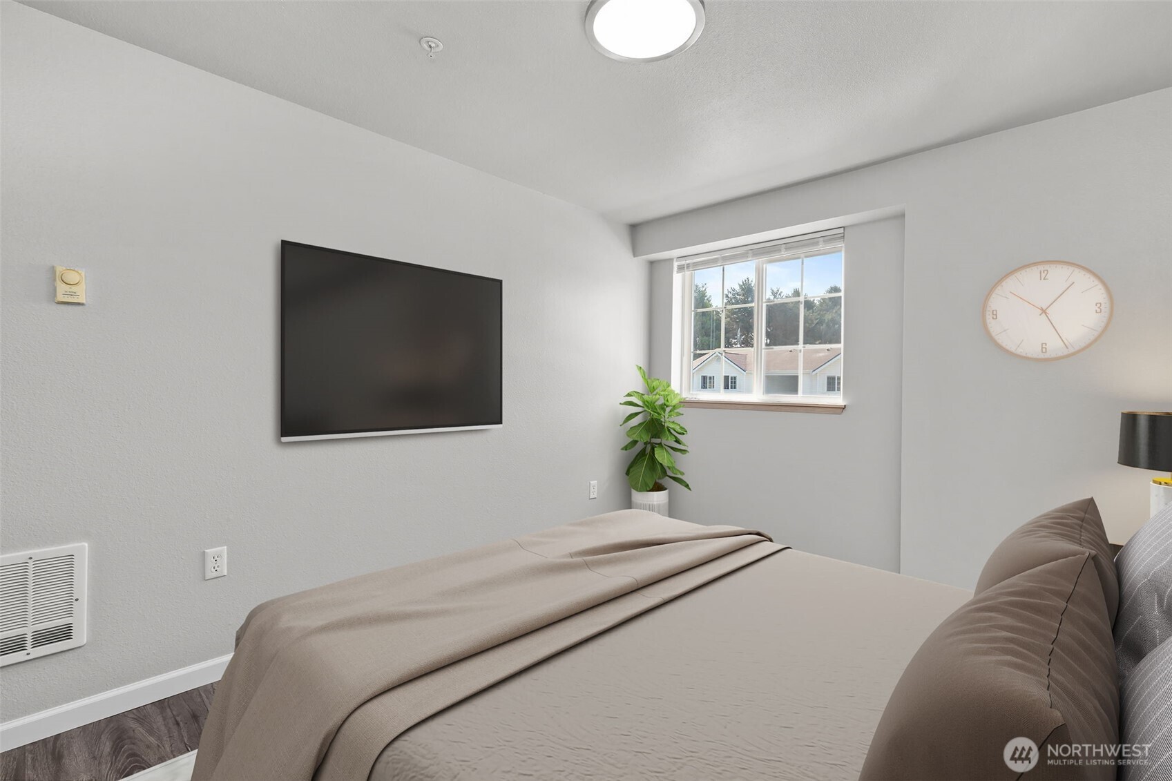 11002 Southeast Petrovitsky Road, Unit F302 Renton, WA 98055 - Photo 20 of 28 Gallery Image 20