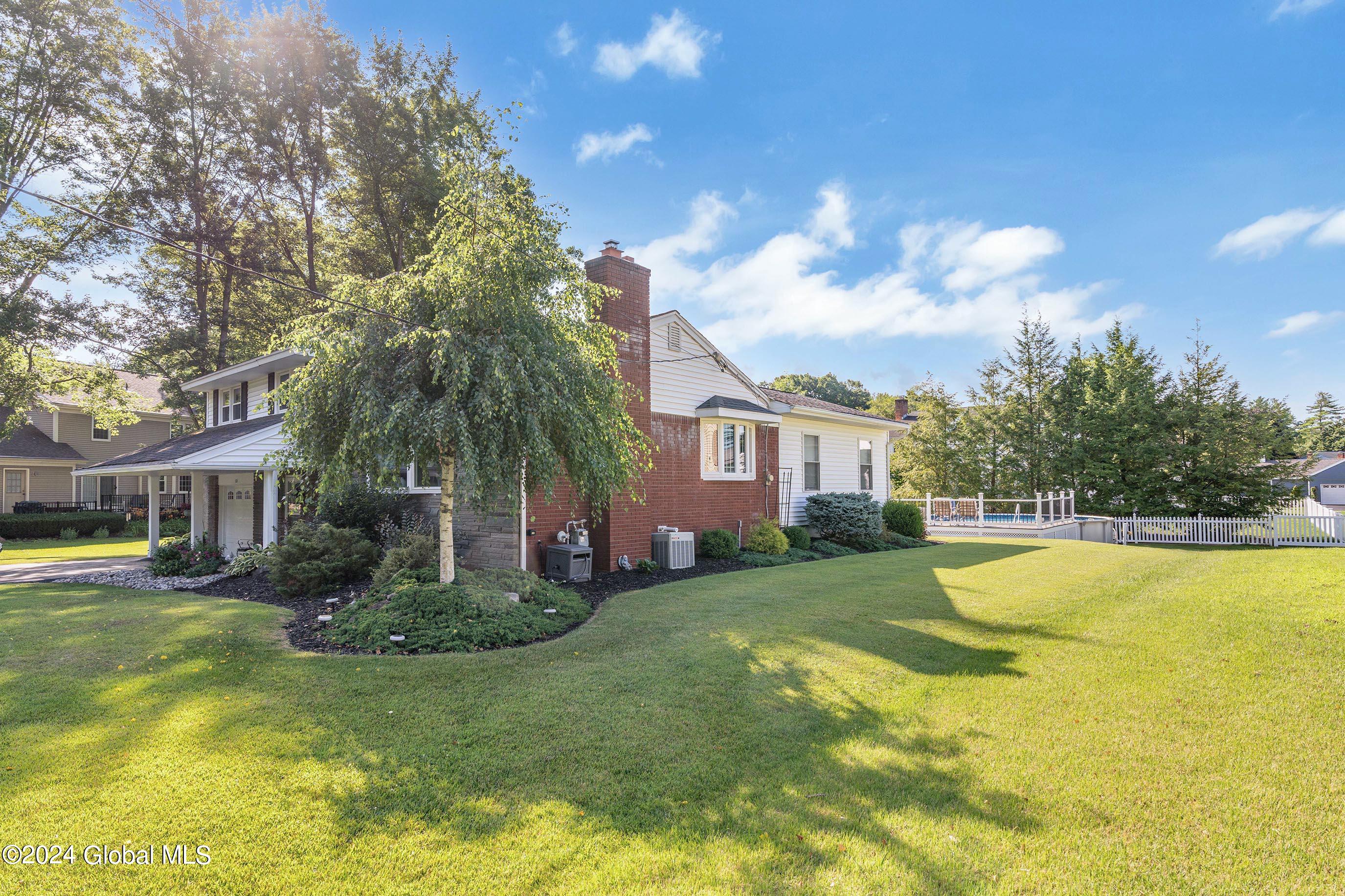104 Beacon Road Bethlehem, NY 12077 - Photo 47 of 52 006-104-Beacon-Rd