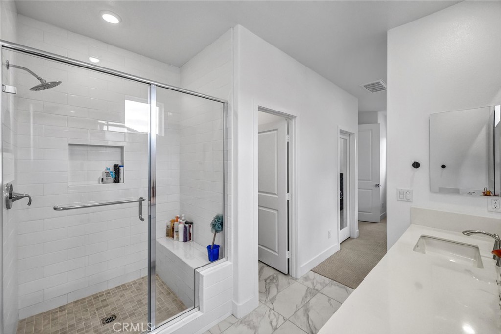 302 Fawn Street Rancho Mission Viejo, CA 92694 - Photo 23 of 30 Master bathroom