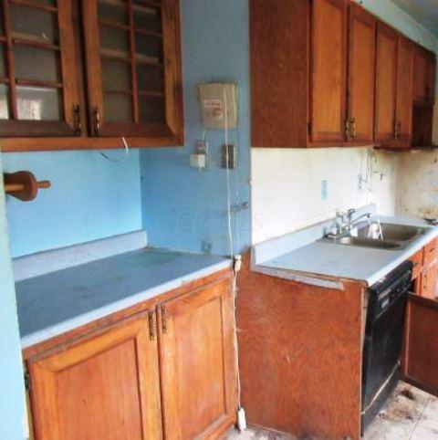 1297 Country Club Road Columbus, OH 43227 - Photo 3 of 9 Gallery Image 3