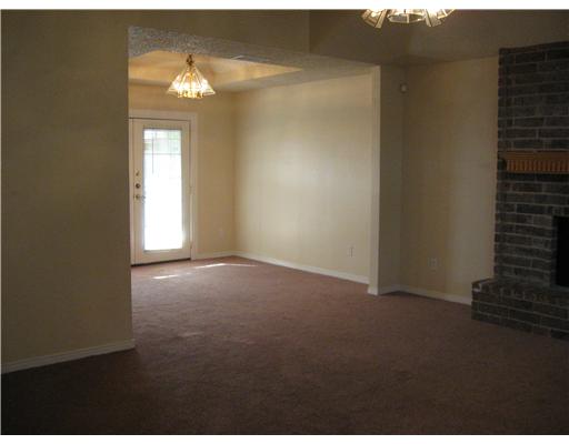 7333 Windy Ridge Drive Corpus Christi, TX 78413 - Photo 4 of 6 a view of empty room with window