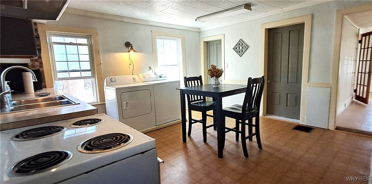 141 East Morris Street Bath, NY 14810 - Photo 17 of 19