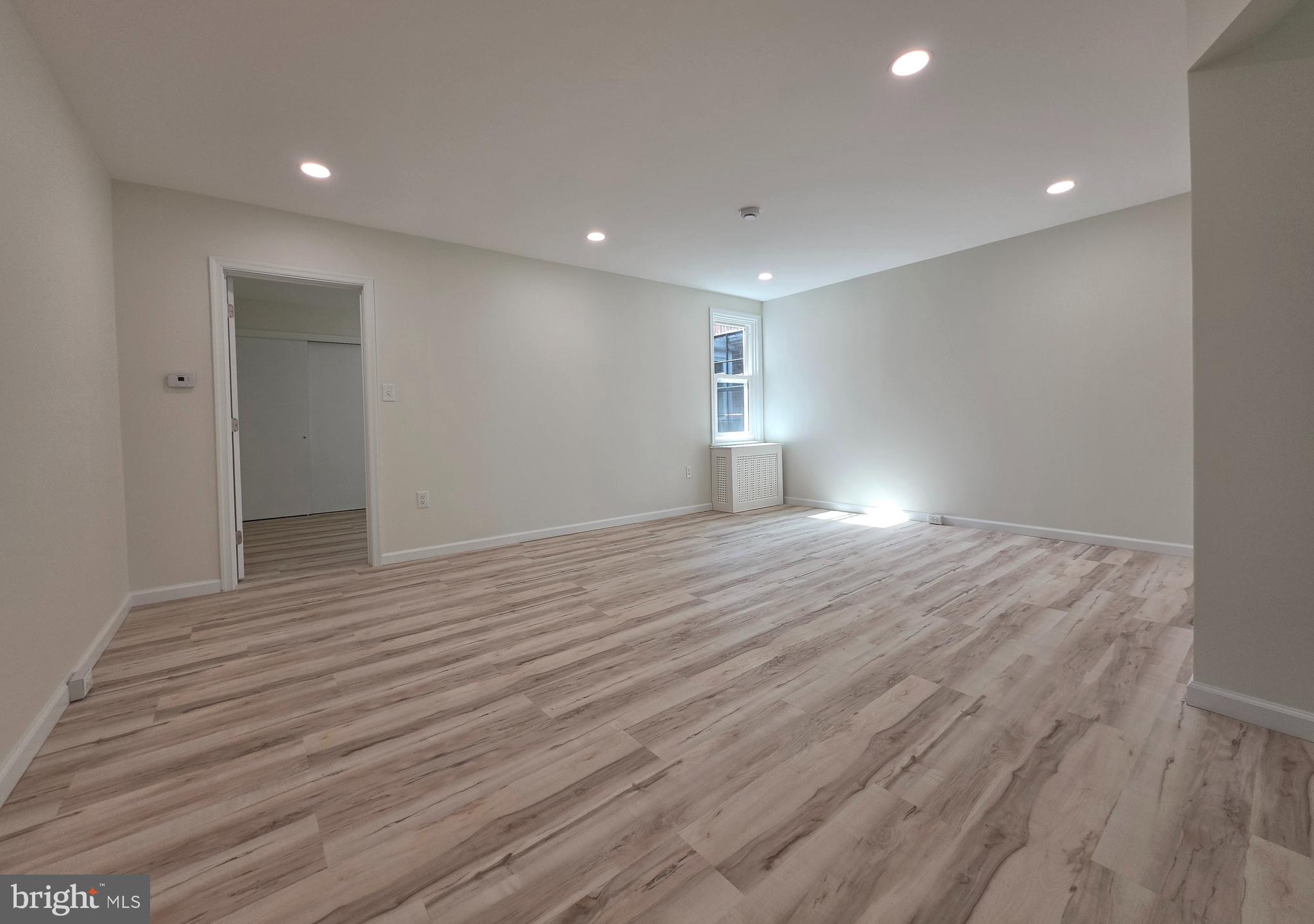 8 North York Road Hatboro, PA 19040 - Photo 3 of 17