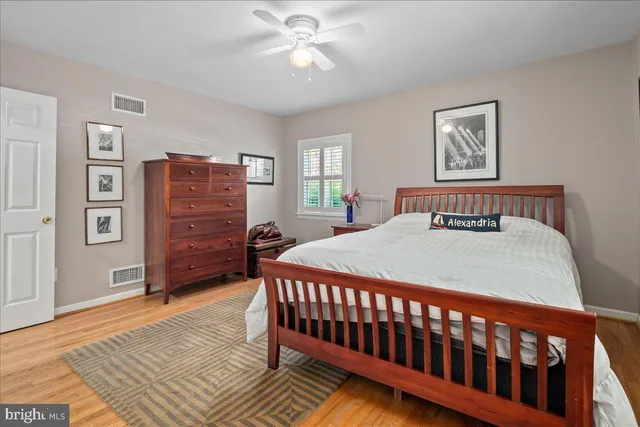 $949,000 | 4412 Tarpon Lane, Alexandria, VA 22309