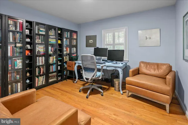 $949,000 | 4412 Tarpon Lane, Alexandria, VA 22309