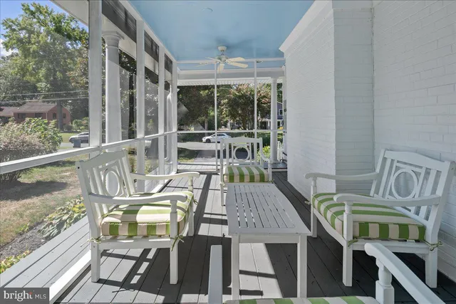 $949,000 | 4412 Tarpon Lane, Alexandria, VA 22309