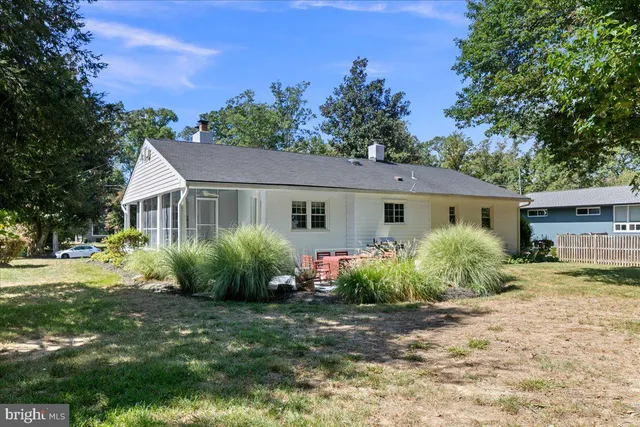 $949,000 | 4412 Tarpon Lane, Alexandria, VA 22309