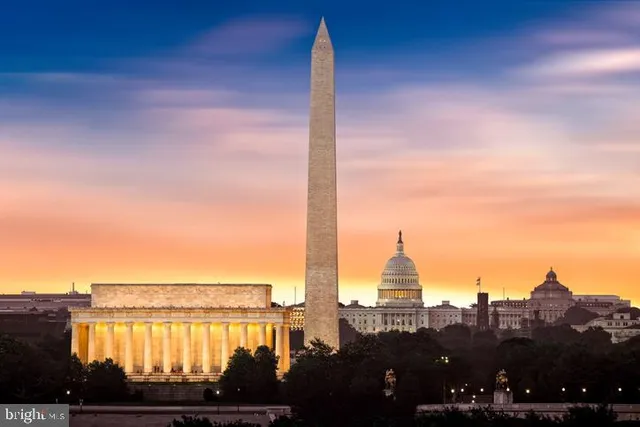 $949,000 | 4412 Tarpon Lane, Alexandria, VA 22309