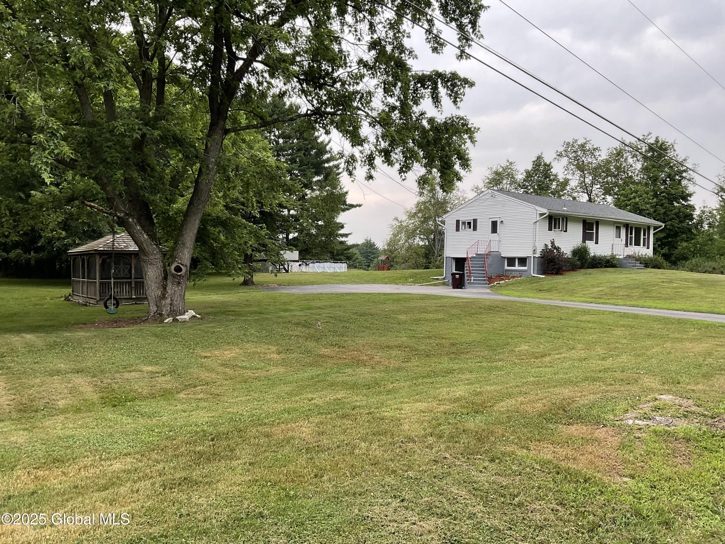 169 Phillips Road Pittstown, NY 12185 - Photo 2 of 23 422BF6CC-A67A-474B-A954-F27BE351ECB1