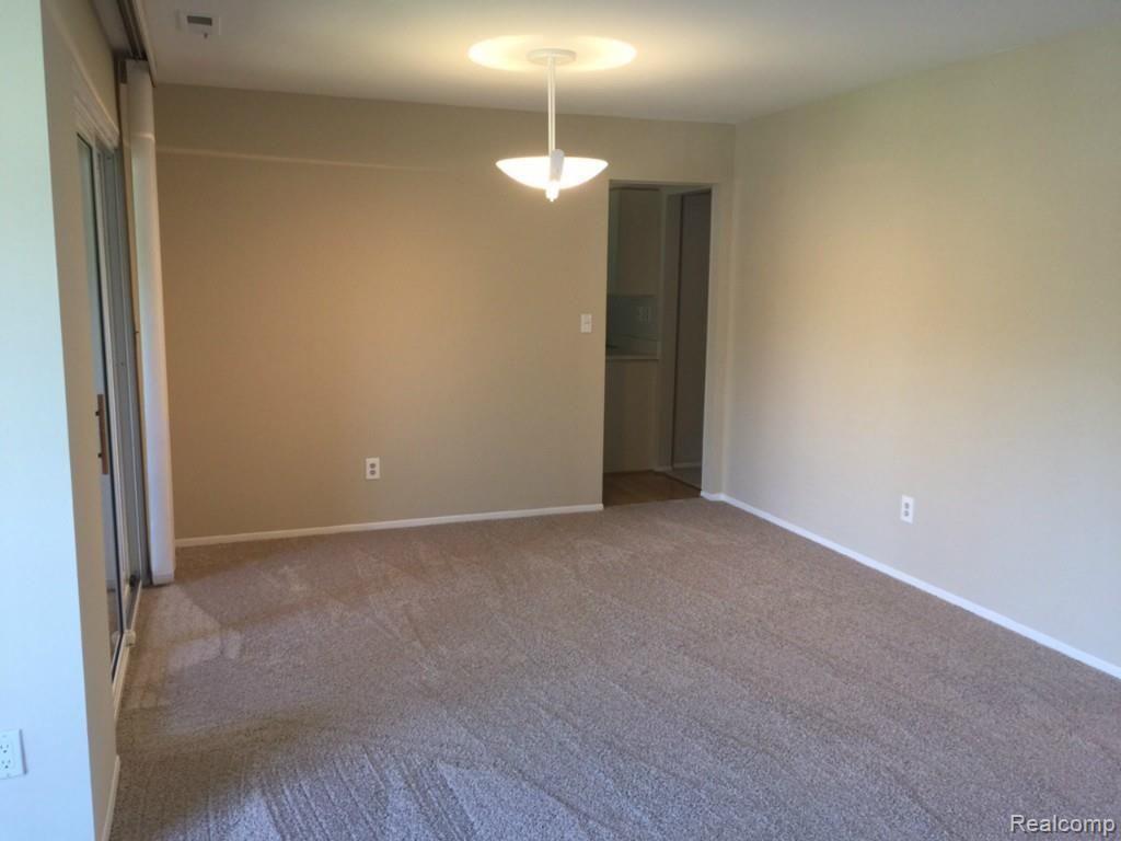 36946 Ridgedale Court Farmington Hills, MI 48331 - Photo 12 of 39