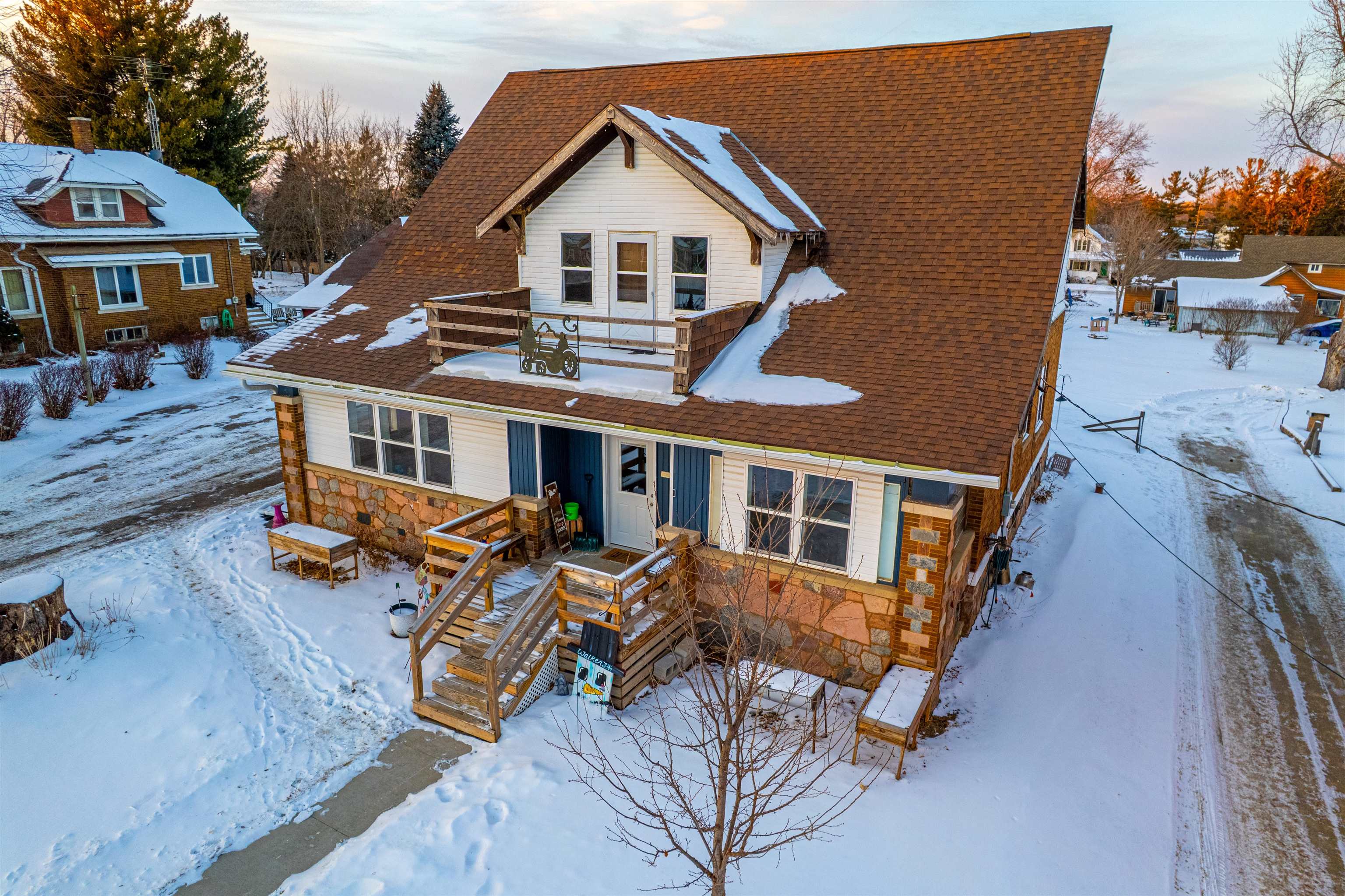 W6180 Main Street Burnett, WI 53922 - Photo 2 of 29