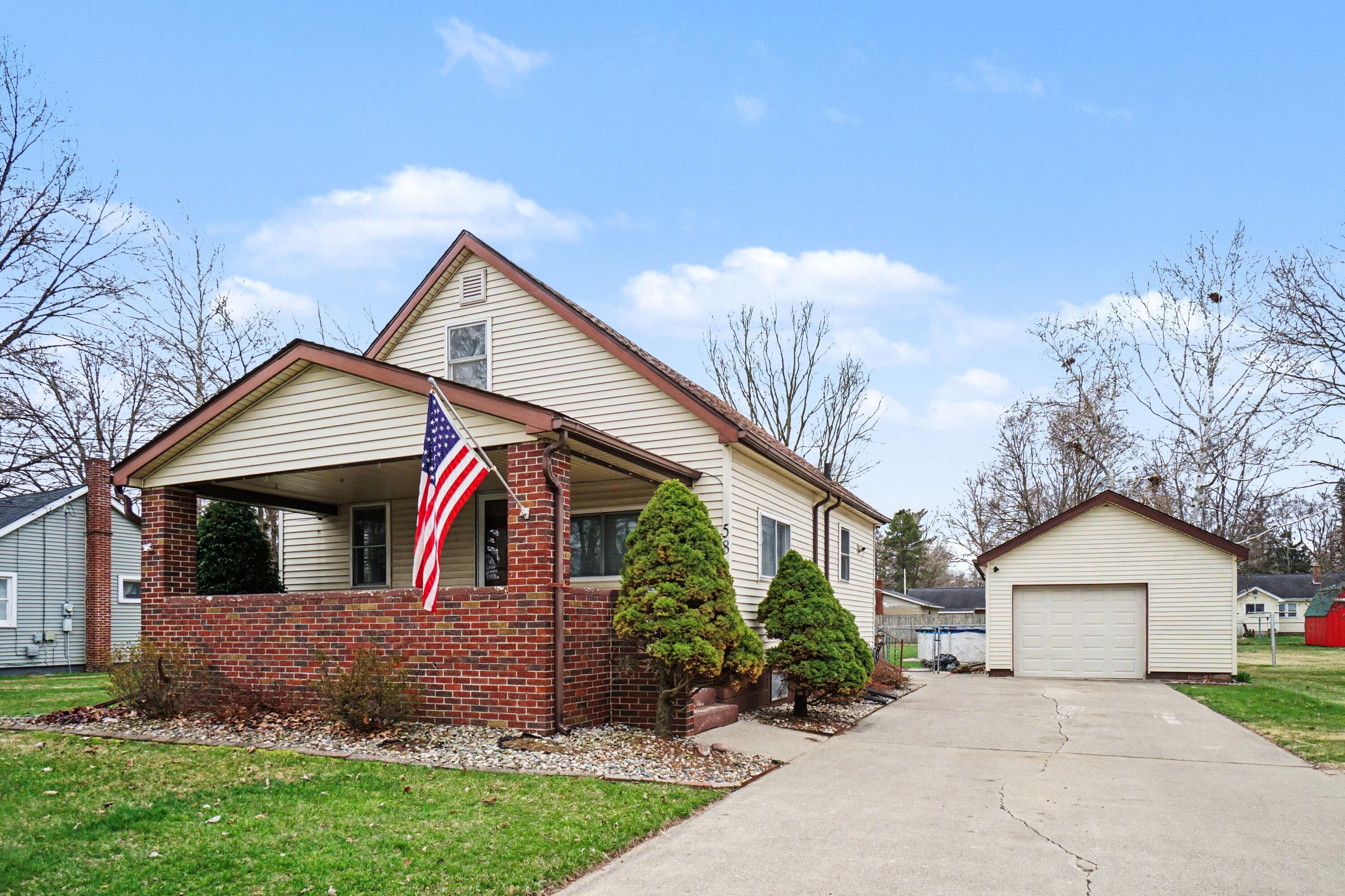 58 Sherman Street Coldwater, MI 49036 - Photo 1 of 21 016_file_6650