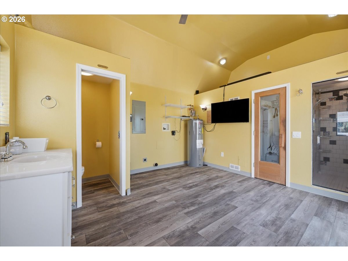22800 Northwest 31st Avenue Ridgefield, WA 98642 - Photo 21 of 48 Sauna
