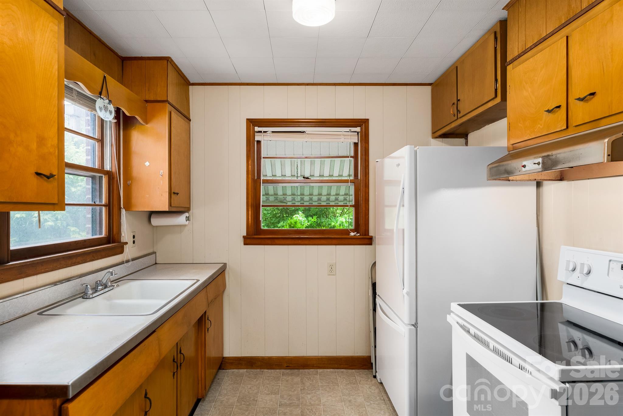 302 Sprinkle Branch Road Marshall, NC 28753 - Photo 23 of 38