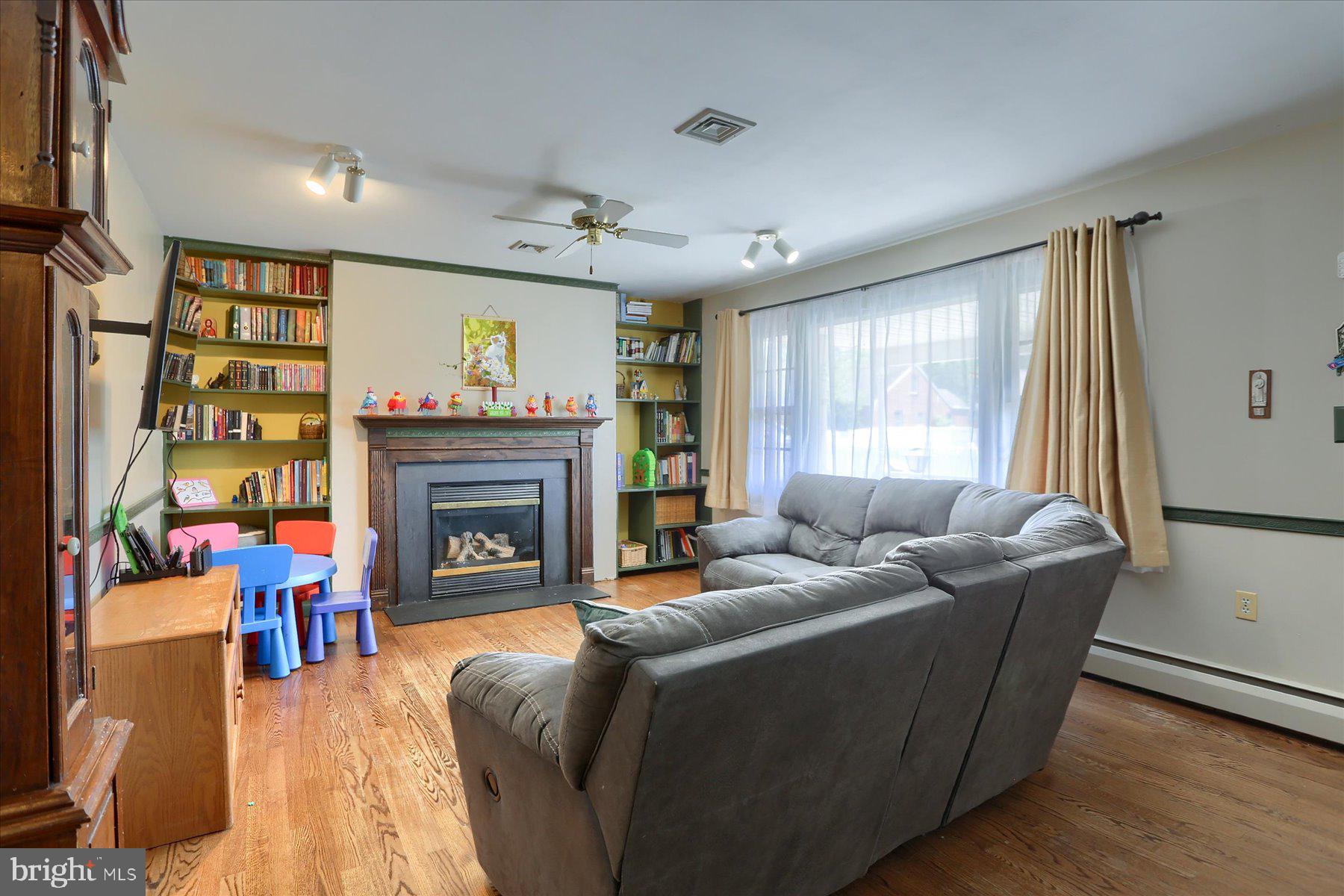2154 South 3rd Street Steelton, PA 17113 - Photo 5 of 39