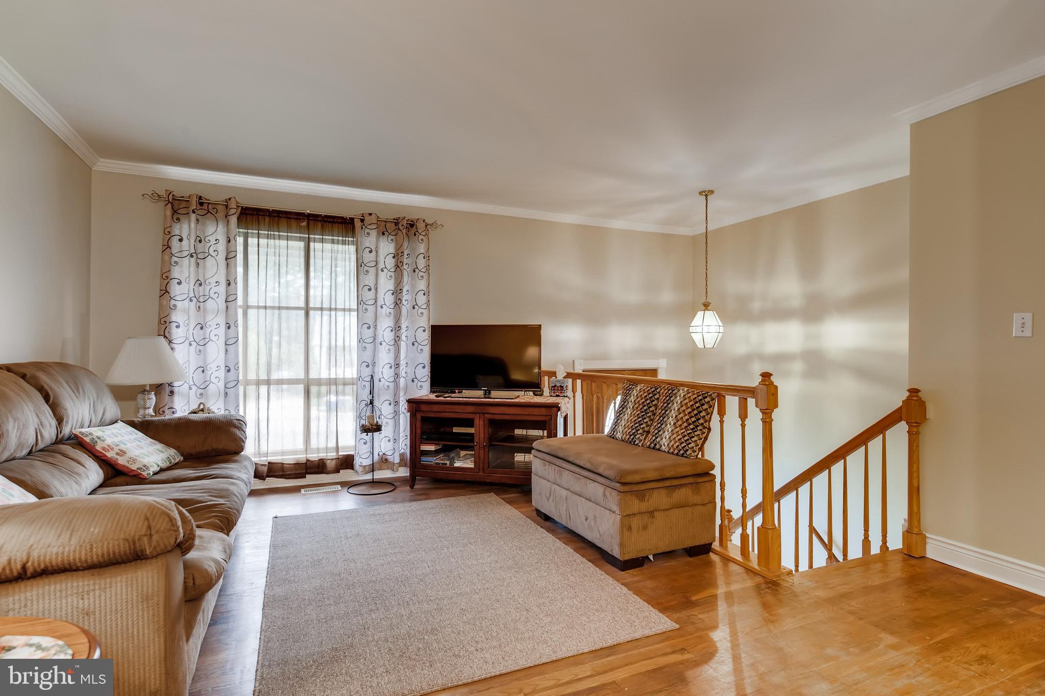 313 Estate Road Reisterstown, MD 21136 - Photo 4 of 27 Gallery Image 4