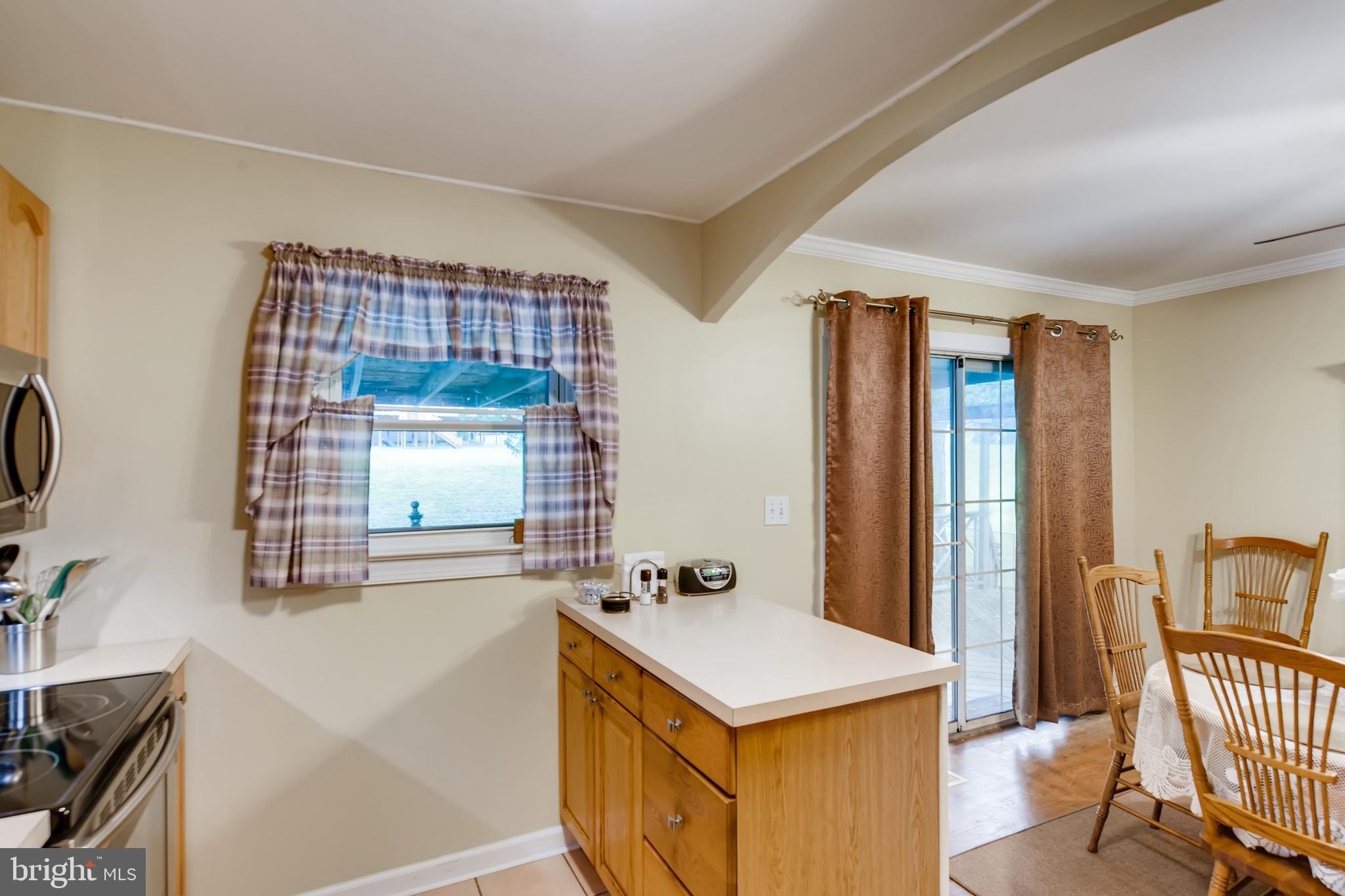 313 Estate Road Reisterstown, MD 21136 - Photo 8 of 27 Gallery Image 8