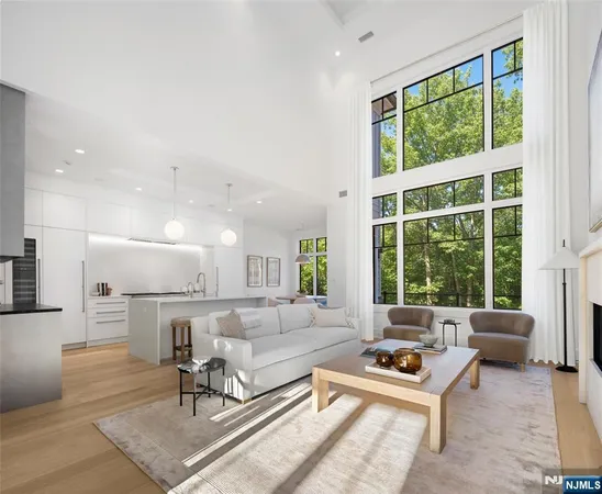 $2,995,000 | 19 Stone Bridge Court, Demarest, NJ 07627
