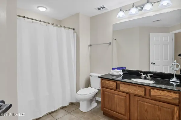 $2,500 | 2228 Beach Drive, Unit 1404, Gulfport, MS 39507