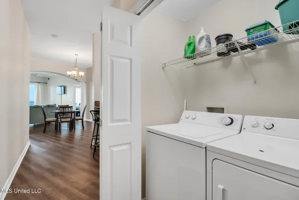 $2,500 | 2228 Beach Drive, Unit 1404, Gulfport, MS 39507