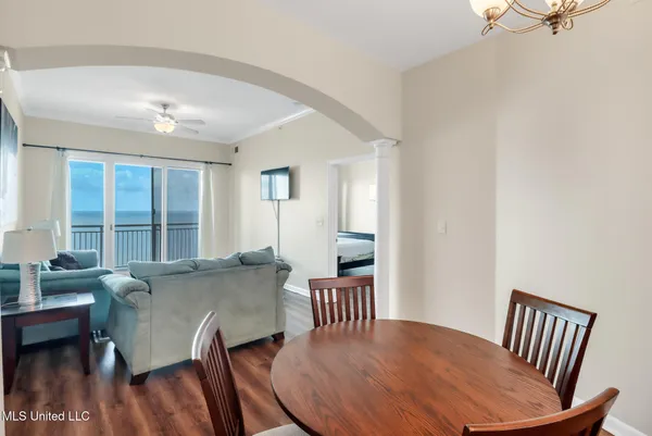 $2,500 | 2228 Beach Drive, Unit 1404, Gulfport, MS 39507