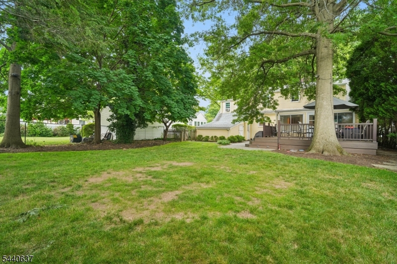 688 Greenbrook Road North Plainfield, NJ 07063 - Photo 37 of 37