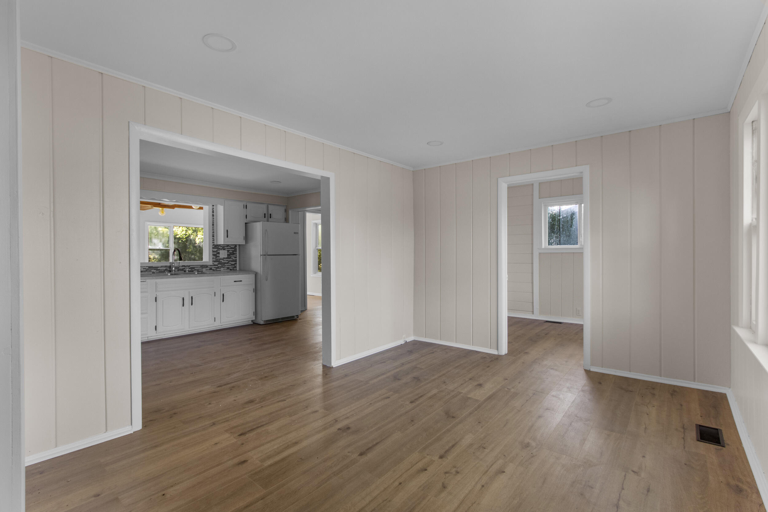 7317 Bristol Road Swartz Creek, MI 48473 - Photo 11 of 24 20__mg_1227